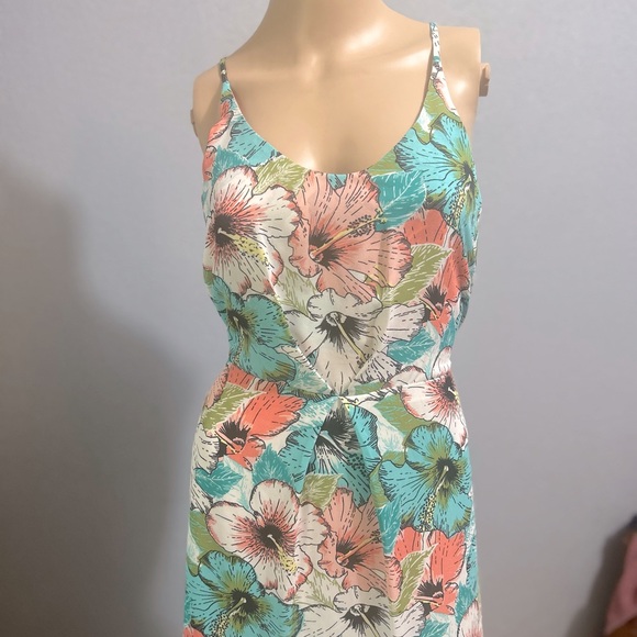 NWOT H&M Floral Hibiscus Backless Maxi Dress size 4 - Picture 3 of 10